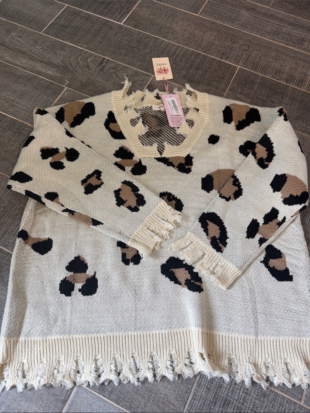 entro Frayed V-Neck Leopard Print Sweater - Cream, Tan, Black